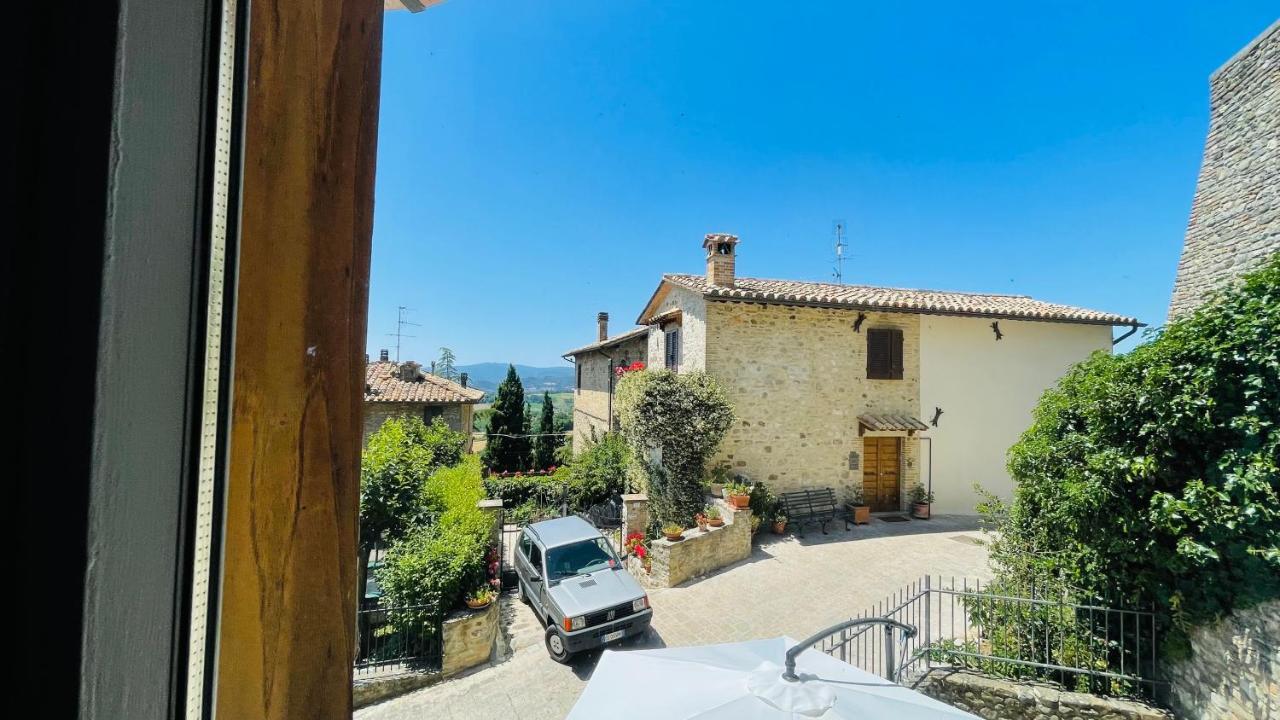 Villa Casa Di Duccio à Montone  Extérieur photo