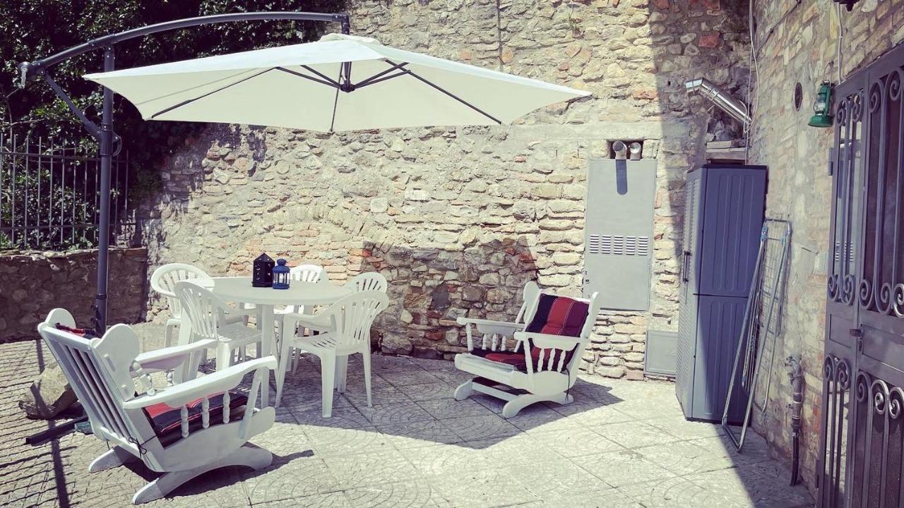 Villa Casa Di Duccio à Montone  Extérieur photo